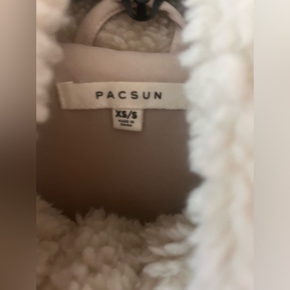 women’s pacsun puffer fur jacket - Picture 5 of 5
